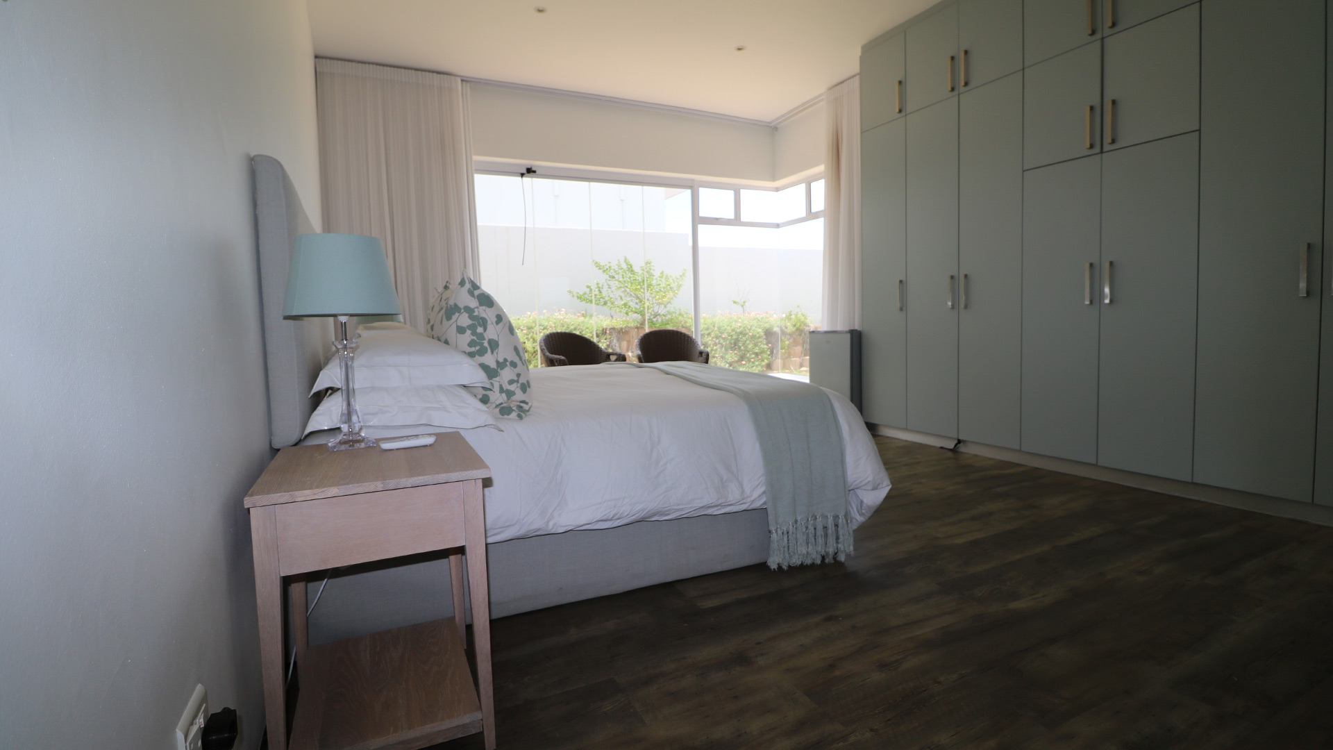 Garden Suite Gallery